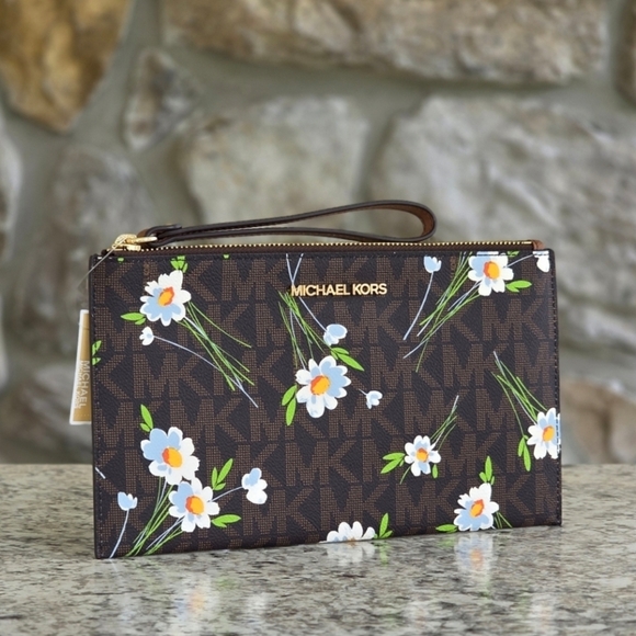 Michael Kors Handbags - Michael Kors Jet Set Brown Floral Wristlet